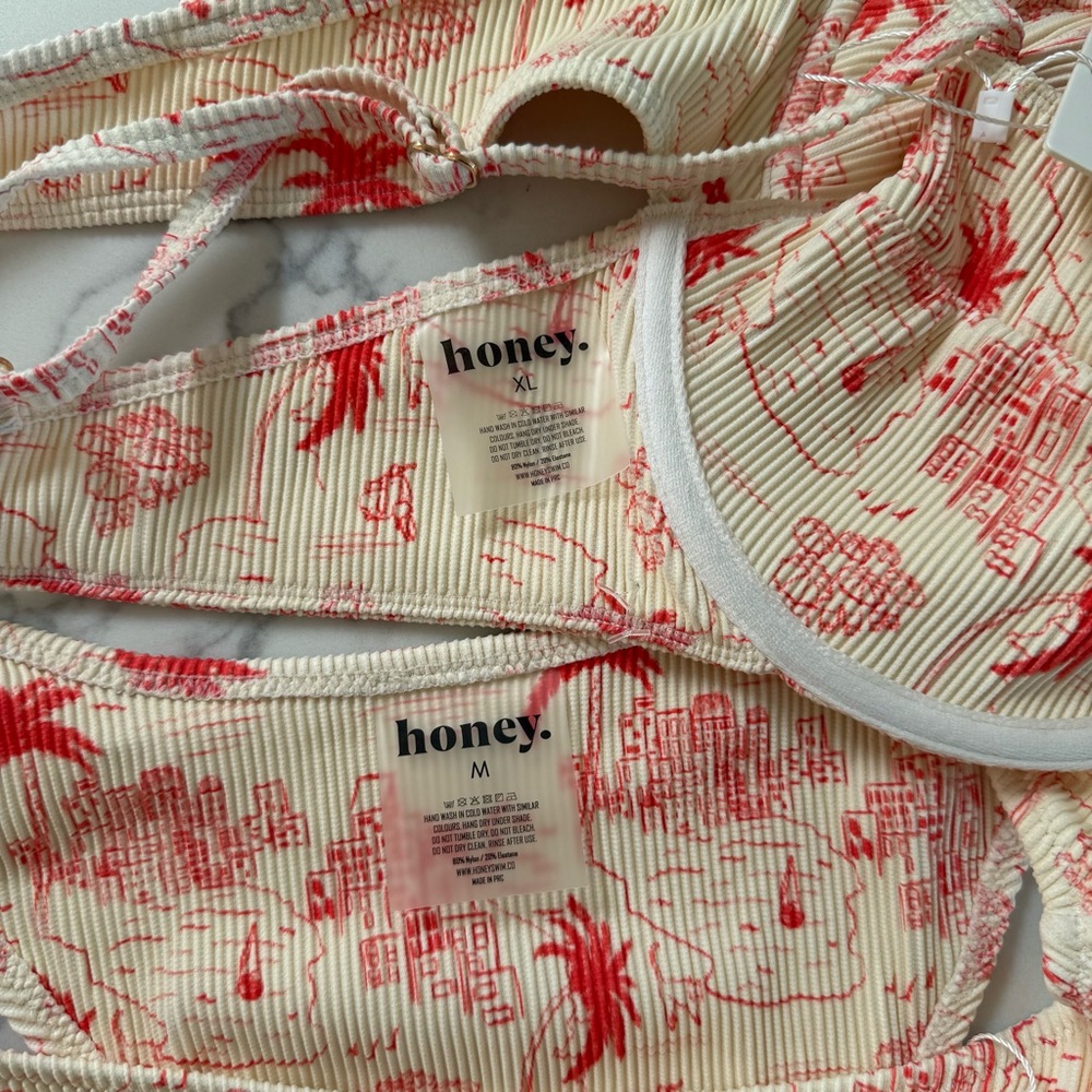 Honey Swim Isla Ribbed Bikini SET - Cream / Red Print - Size M/XL - Picture 4 of 6